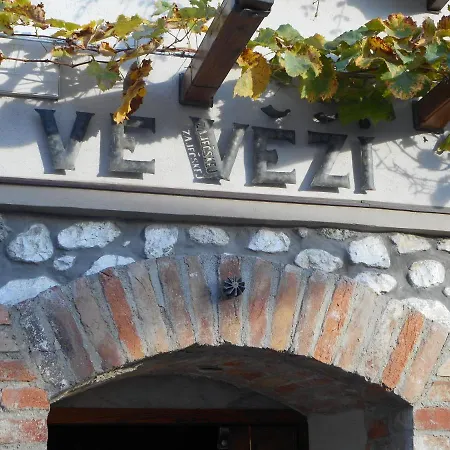 V Zajecskej Vezi Apartment *
